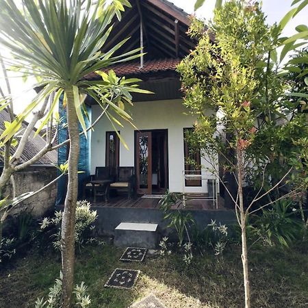 The Banana House Hotell Sakti Eksteriør bilde